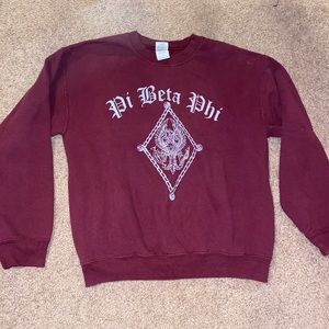 Pi beta phi crewneck with crest